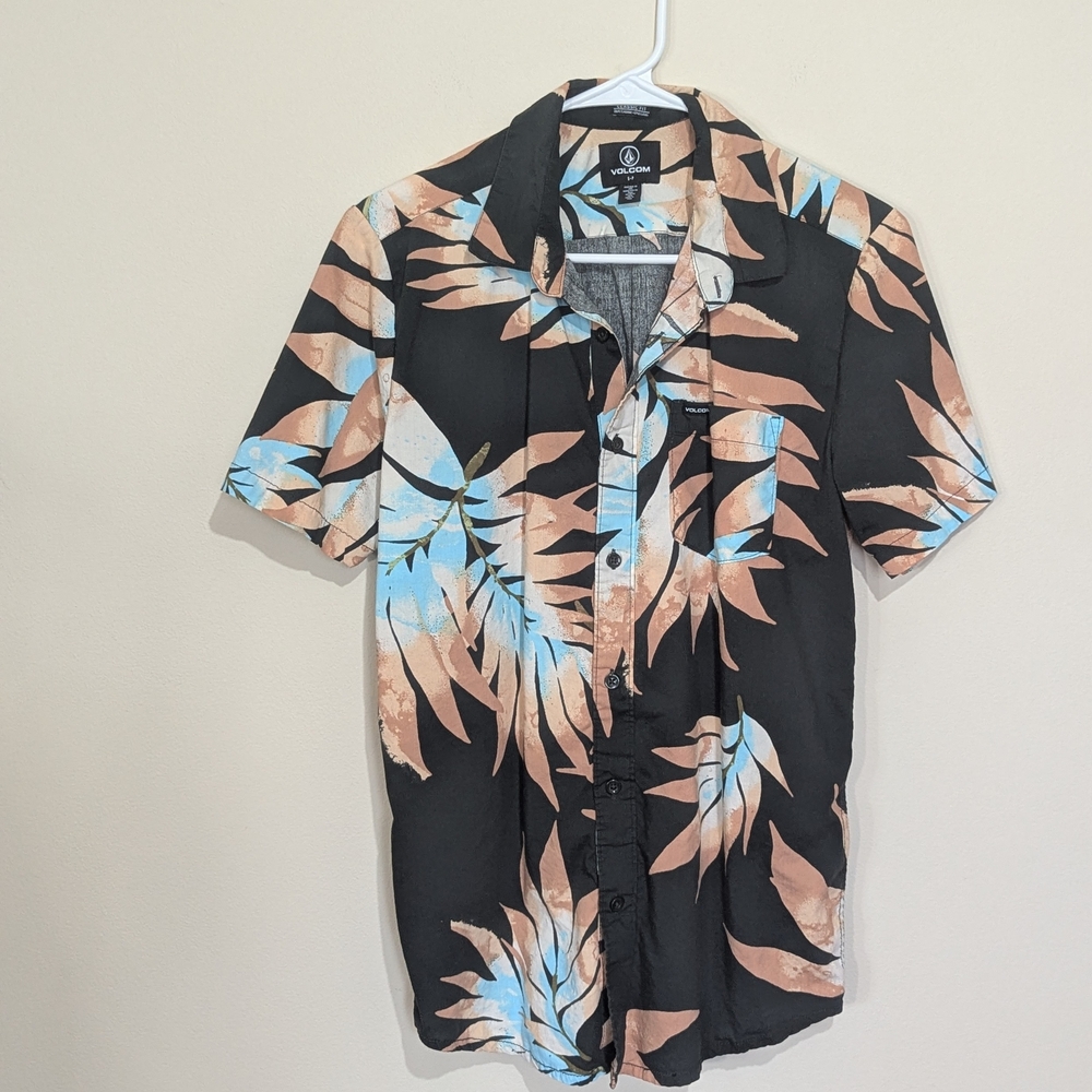 Volcom Men's Black Short Sleeve Tropical Print Shirt - Blue & Tan Leaves